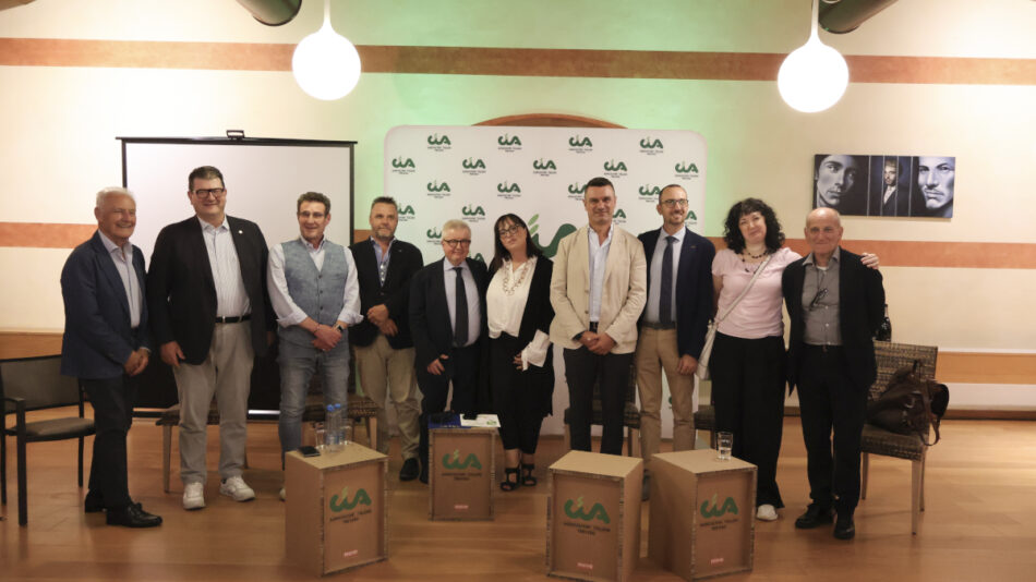 Mentre l’Italia “frena” il “Prosecco” programma la crescita