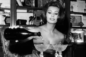 &ldquo;Champagne mon amour&rdquo;: la passione degli italiani per le bollicine francesi &egrave; intramontabile