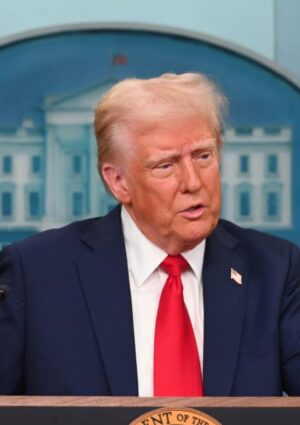 Trump apre all&rsquo;import di carne senza dazi per frenare il caro prezzi