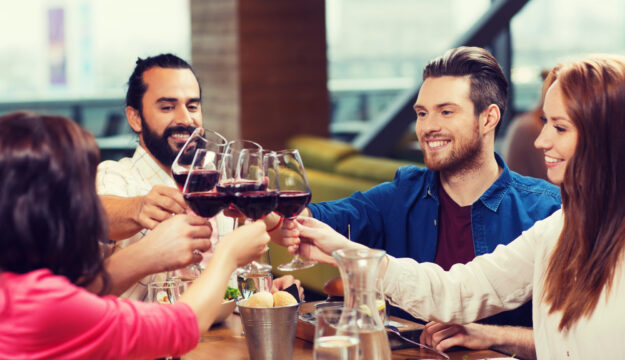 Il mercato del vino negli Usa resta negativo, ma migliora a giugno 2026: -4,6% in valore sul 2025