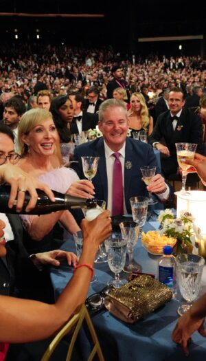 Cartoline dagli Emmy Awards, tra glamour, celebrities e Franciacorta nei calici