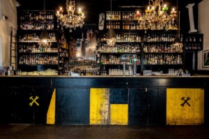 &ldquo;The 50 Best Bars&rdquo; 2026: 4 locali italiani nella classifica &ldquo;51-100&rdquo;. Milano incoroner&agrave; il &ldquo;re&rdquo;