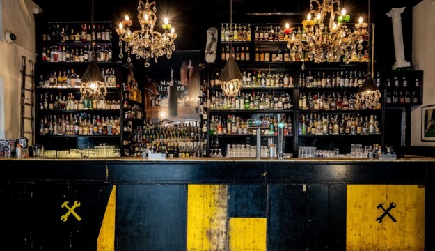&ldquo;The 50 Best Bars&rdquo; 2026: 4 locali italiani nella classifica &ldquo;51-100&rdquo;. Milano incoroner&agrave; il &ldquo;re&rdquo;