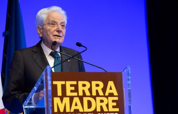 Terra Madre 2026 - Il ricordo di Carlin, biodiversit&agrave; e Terra: il discorso di Sergio Mattarella