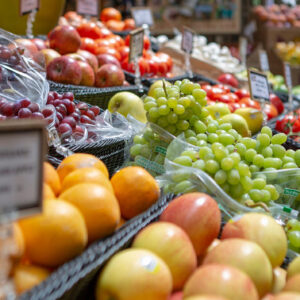 Pi&ugrave; prodotti Dop e Igp nei mercati milanesi: siglato protocollo tra Regione Lombardia e Sogemi