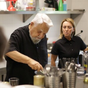 Addio ad Enzo Bianchi, monaco fondatore della Comunit&agrave; di Bose, gastronomo e cuoco