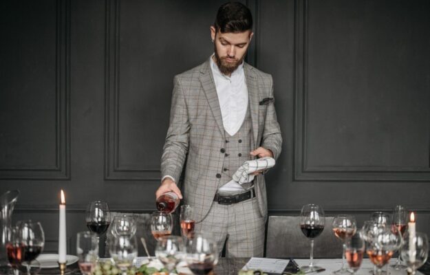 DOMANDA DI LAVORO, ENOGASTRONOMIA, GIOVANI, LAVORO, MATURITÀ, PROFESSIONI, SKUOLA.NET, TURISMO, UNIONCAMERE, Non Solo Vino