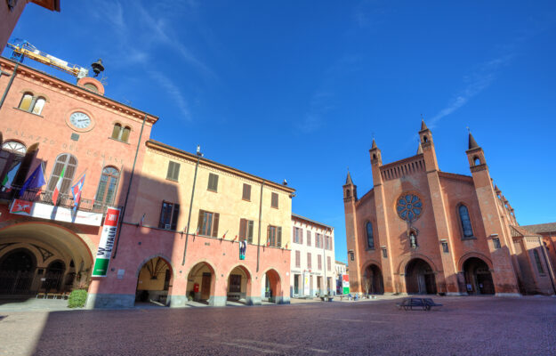 ALBA, CARITAS, LAVORO, vino, Italia