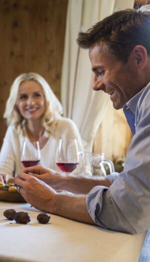 Vino & autunno, abbinamento perfetto: ecco gli eventi, tra tartufo, olio, funghi e castagne