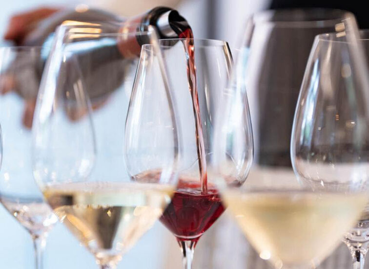 CARRICANTE, DEGUSTAZIONE, ETNA, IMBOTTIGLIAMENTO, VINI BIANCHI, Su i Quaderni di WineNews