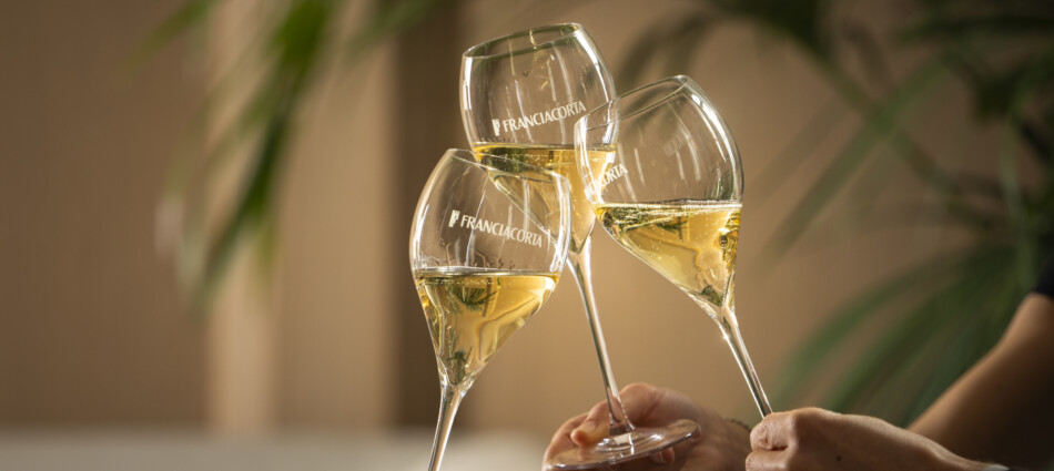 Il Franciacorta &egrave; uscito, da tempo, dal solo circuito del vino. E il 94% degli italiani lo conosce