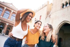 Stop a sfarzo e instagrammabilit&agrave;, per Gen Z e Millennial il vero lusso nel viaggio &egrave; lo &ldquo;Slowxury&rdquo;