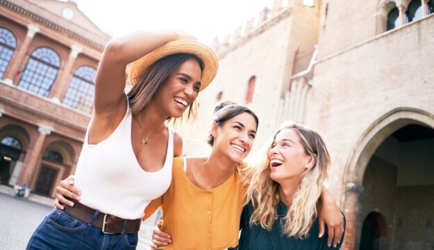 Stop a sfarzo e instagrammabilit&agrave;, per Gen Z e Millennial il vero lusso nel viaggio &egrave; lo &ldquo;Slowxury&rdquo;
