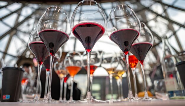 I canadesi amano vini pi&ugrave; freschi, leggeri e frizzanti: e il Lambrusco vola in Ontario