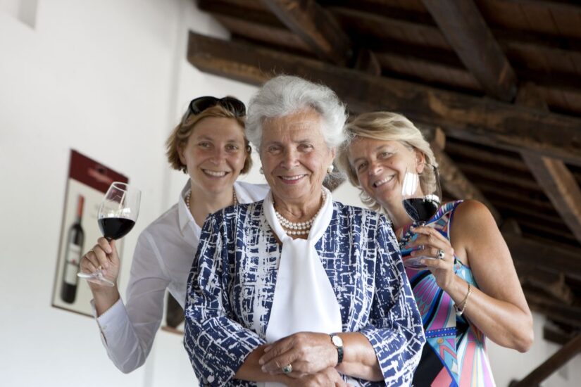 Maria Grazia Marchetti Lungarotti, con Chiara Lungarotti e Teresa Severini 