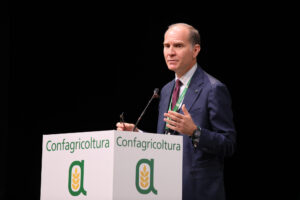 Resta italiana la voce delle imprese agricole in Europa: Massimiliano Giansanti al vertice del Copa