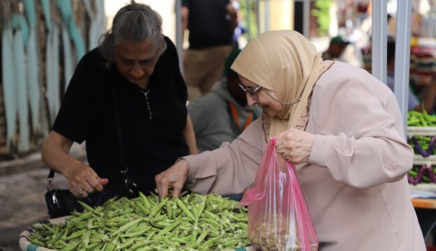 Sono 400 milioni i cittadini che fanno la spesa ogni anno nei mercati contadini nel mondo