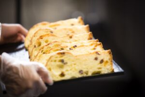 Nasce il &ldquo;Manifesto del Panettone&rdquo;, un&rsquo;alleanza per difendere il vero &ldquo;re&rdquo; italiano dei lievitati