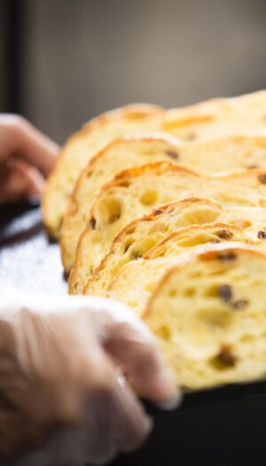 Nasce il &ldquo;Manifesto del Panettone&rdquo;, un&rsquo;alleanza per difendere il vero &ldquo;re&rdquo; italiano dei lievitati