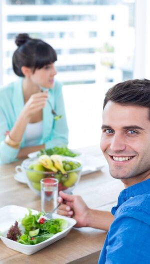 Tra buoni pasto, &ldquo;meal prep&rdquo;, schiscetta da casa e bar, gli italiani in pausa pranzo &nbsp;