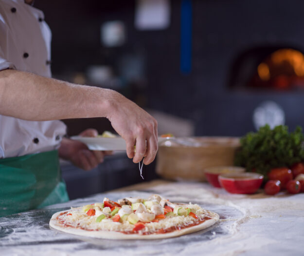 Le parole italiane pi&ugrave; famose nel mondo? Pizzaiuolo, espresso, moka, tramezzino e jeans