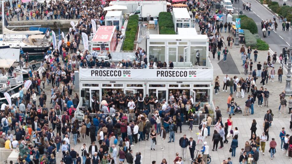 Il Prosecco Doc con Shockwave3 alla Barcolana a Trieste (credits: Studio Map, Alessandro Suggi Liverani)