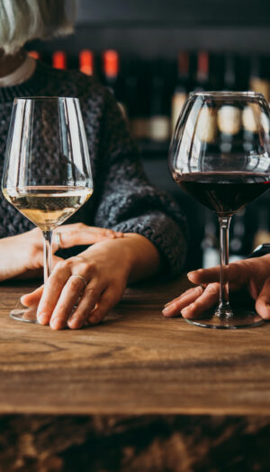 Americani pi&ugrave; selettivi: il mercato di vino e spirits in calo nei volumi (-6,7%) e ricavi (-5,8%)